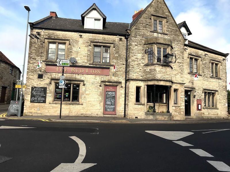 File:Red Lion 2017.jpg